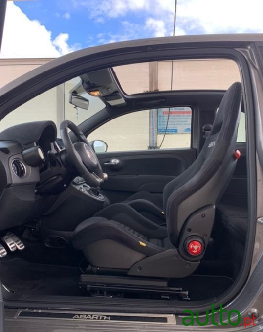 2017' Fiat 595C Abarth photo #6