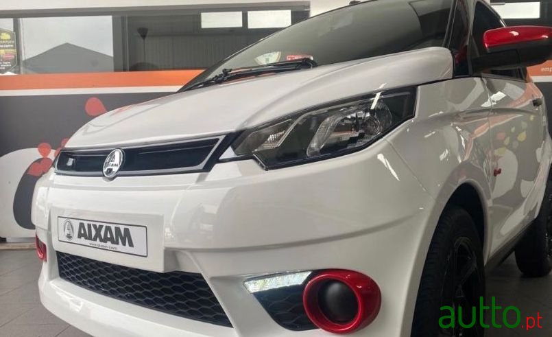2018' Aixam City Sport photo #1