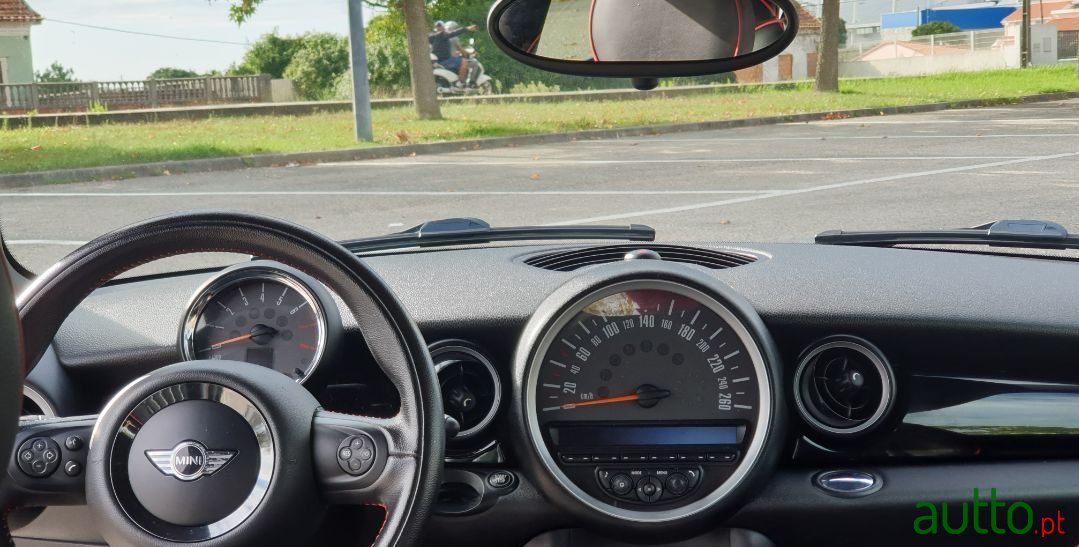 2012' MINI John Cooper Works photo #6