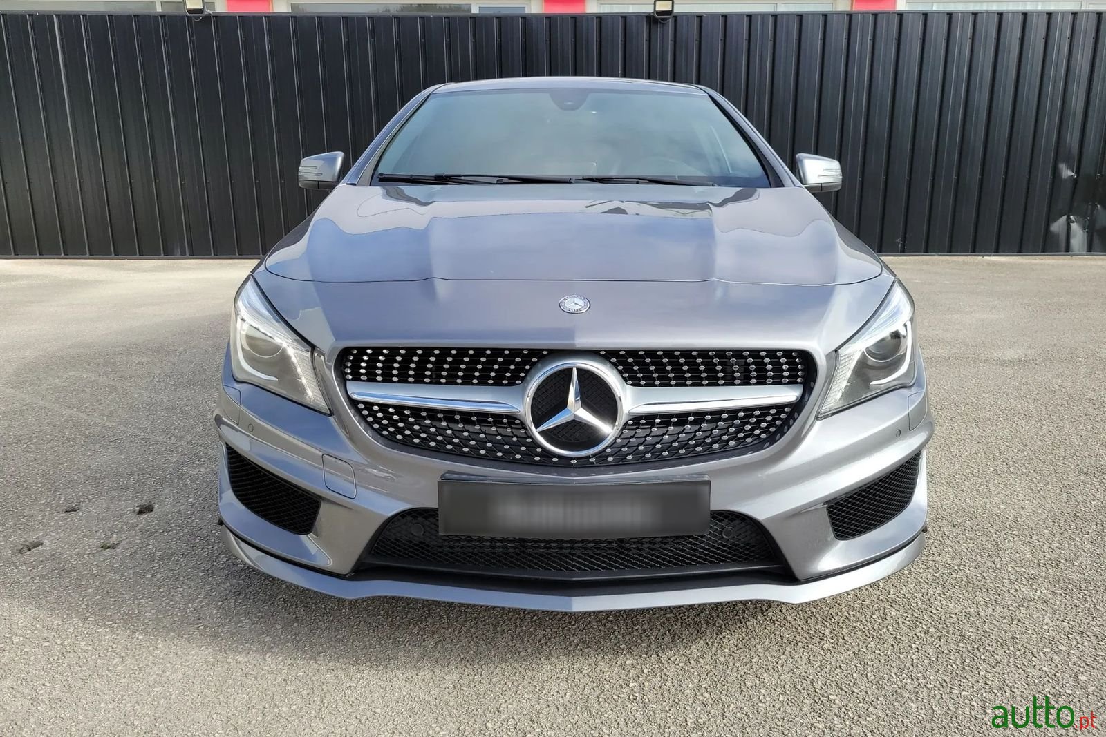 2015' Mercedes-Benz Cla-220 photo #2