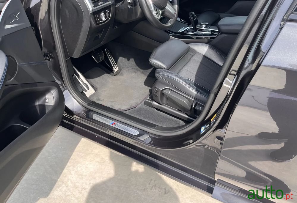 2020' BMW Série X 30 E Xdrive Pack M photo #6