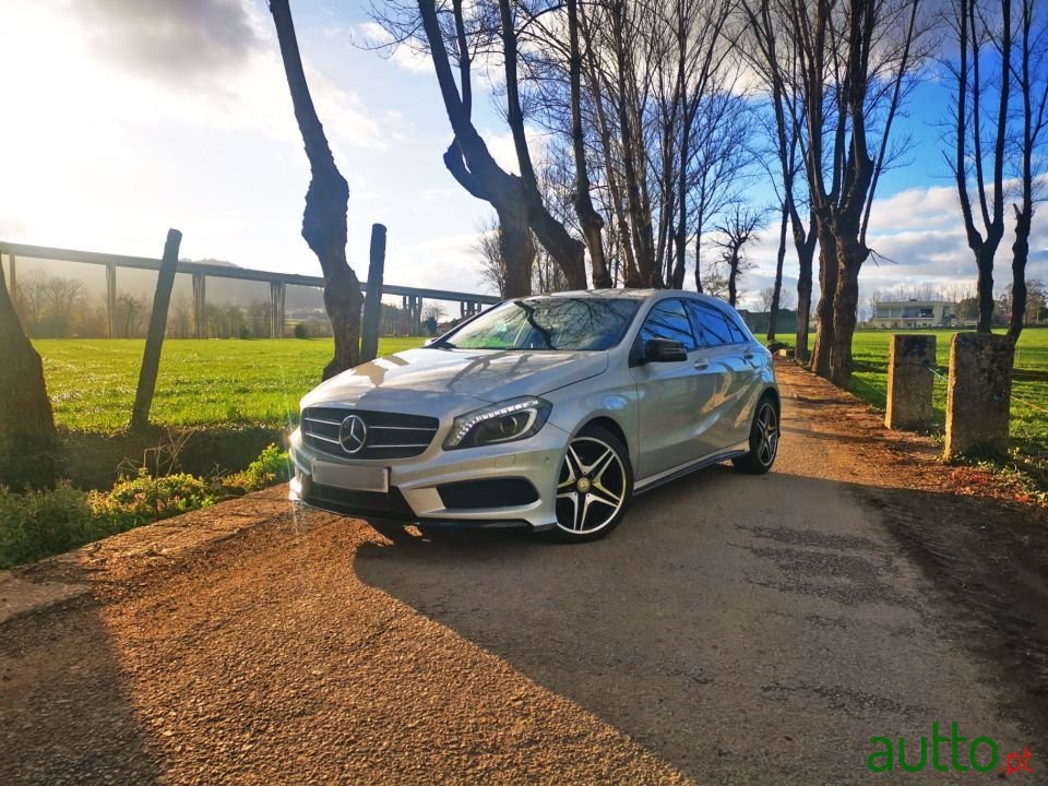 2015' Mercedes-Benz A-180 photo #1