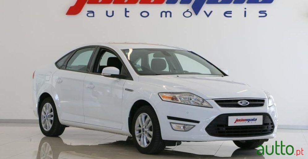 2011' Ford Mondeo photo #1