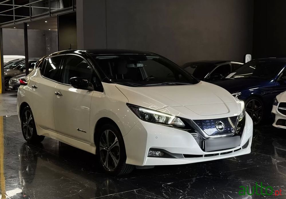 2020' Nissan Leaf photo #4