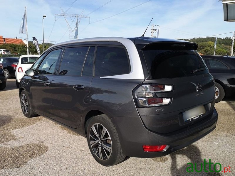 2017' Citroen C4 Grand Picasso photo #4