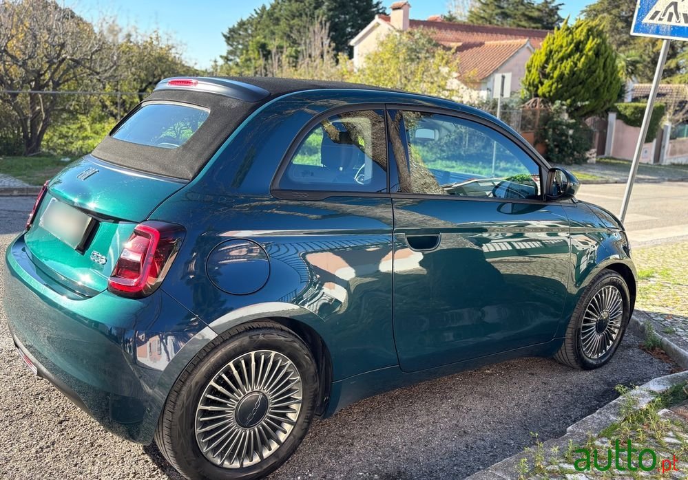 2022' Fiat 500E C Icon photo #3