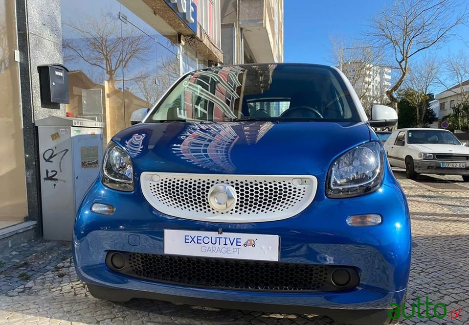 2016' Smart Fortwo photo #2