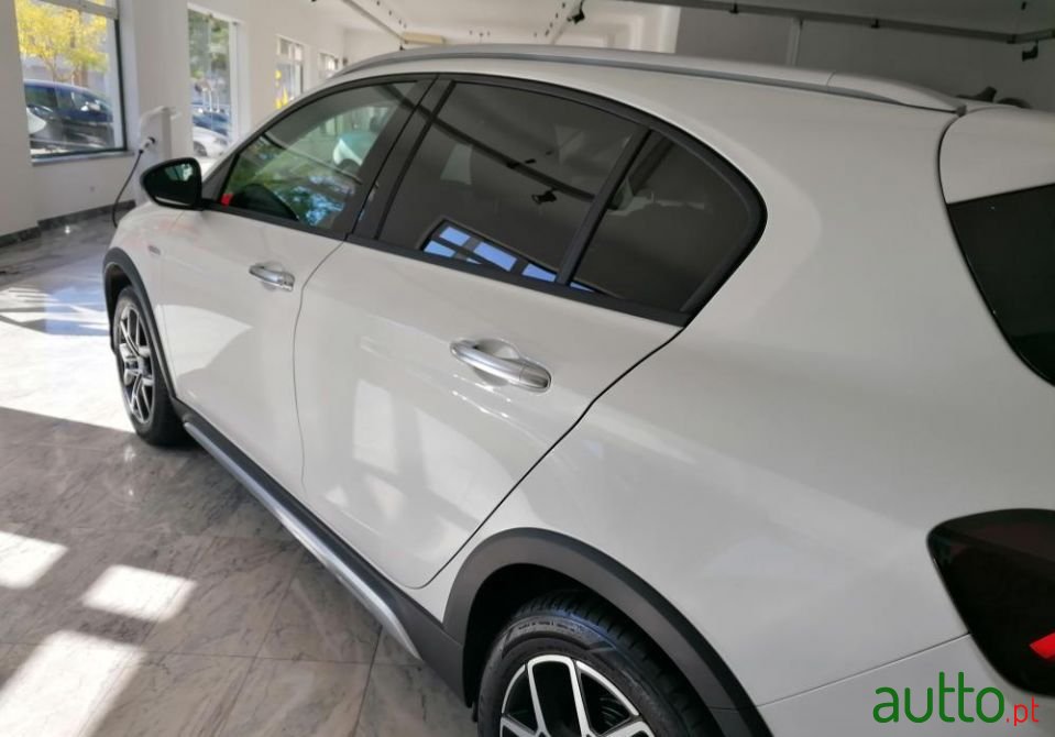 2021' Fiat Tipo Cross photo #3