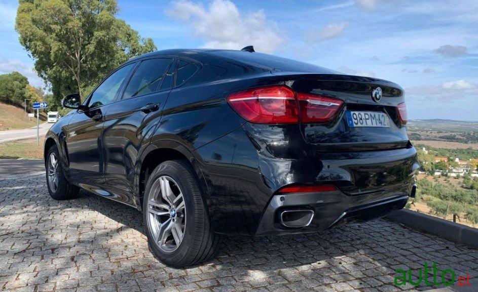 2015' BMW X6 photo #4