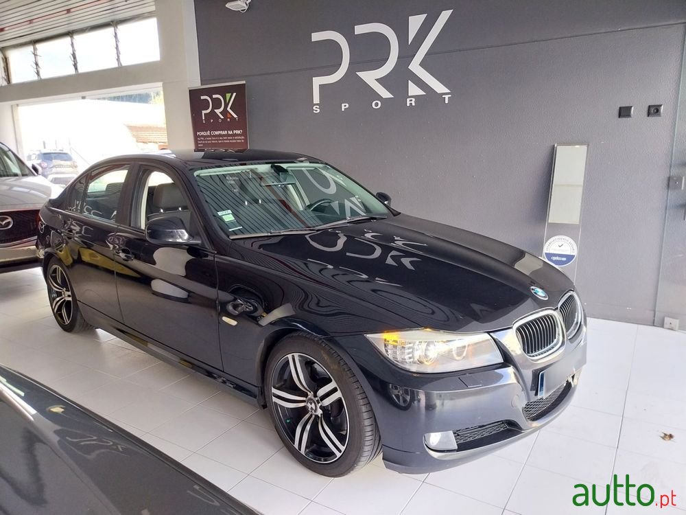 2011' BMW Série 3 photo #1