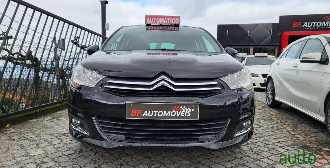 2010' Citroen C4 photo #4