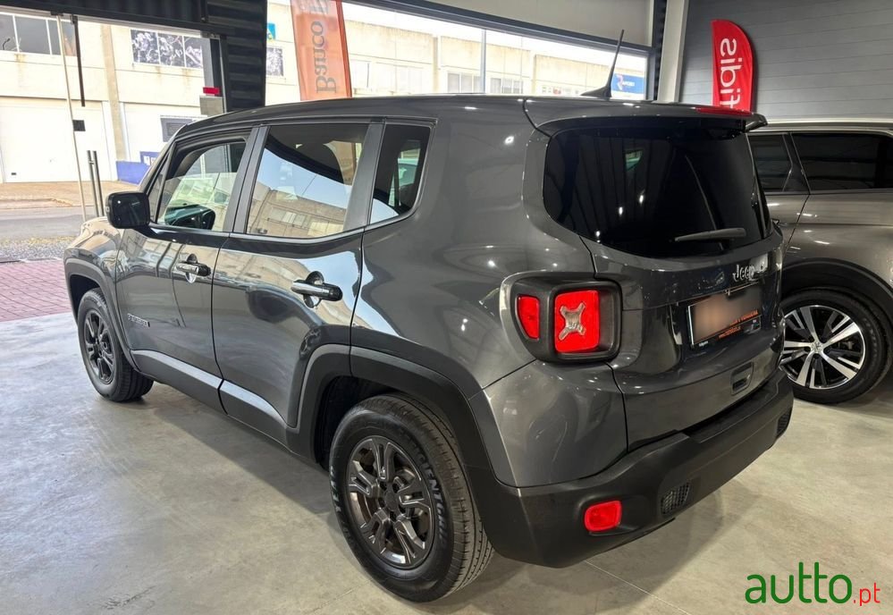 2022' Jeep Renegade 1.6 Mjd Longitude photo #5