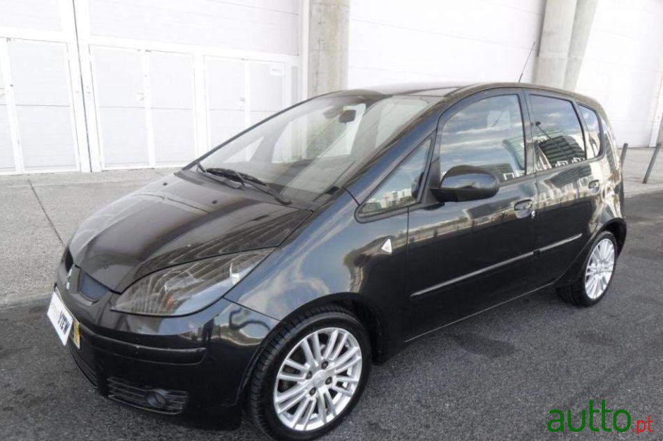 2008' Mitsubishi Colt 1.1 Insport photo #2