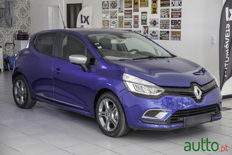 2018' Renault Clio photo #1