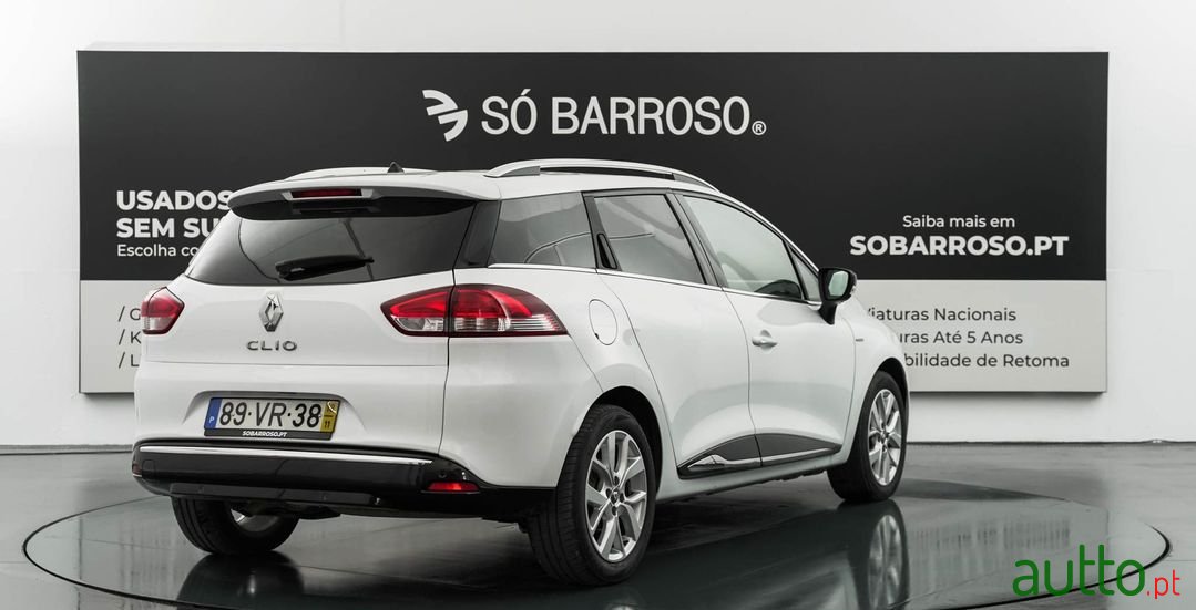 2018' Renault Clio Sport Tourer photo #4