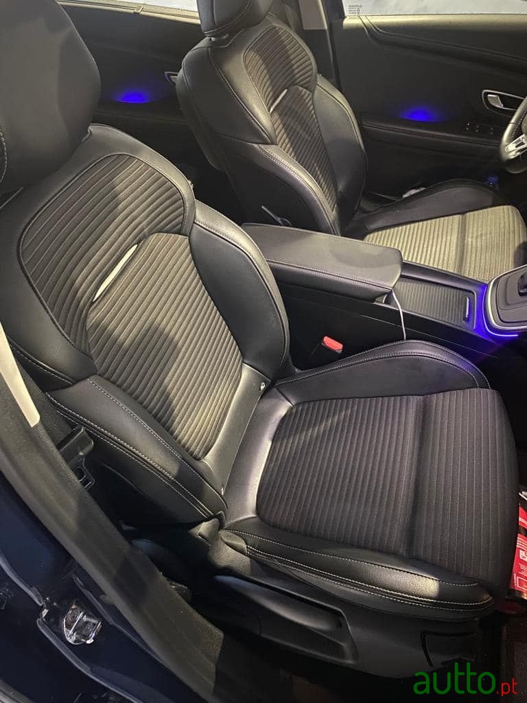 2017' Renault Grand Scenic photo #6