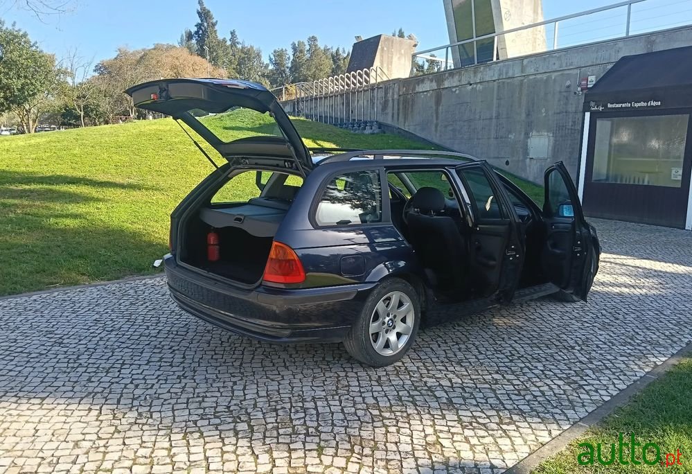 2004' BMW Série 3 D photo #6