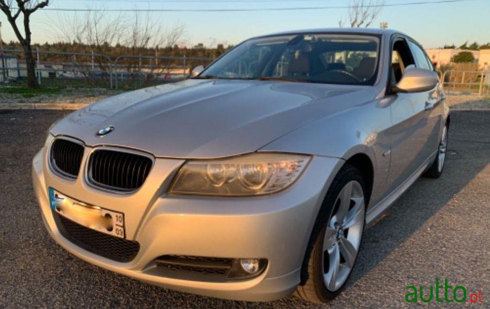 2010' BMW 316 photo #3