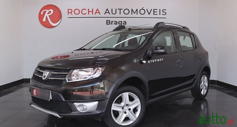 2015' Dacia Sandero 0.9 Tce Stepway 124G photo #1