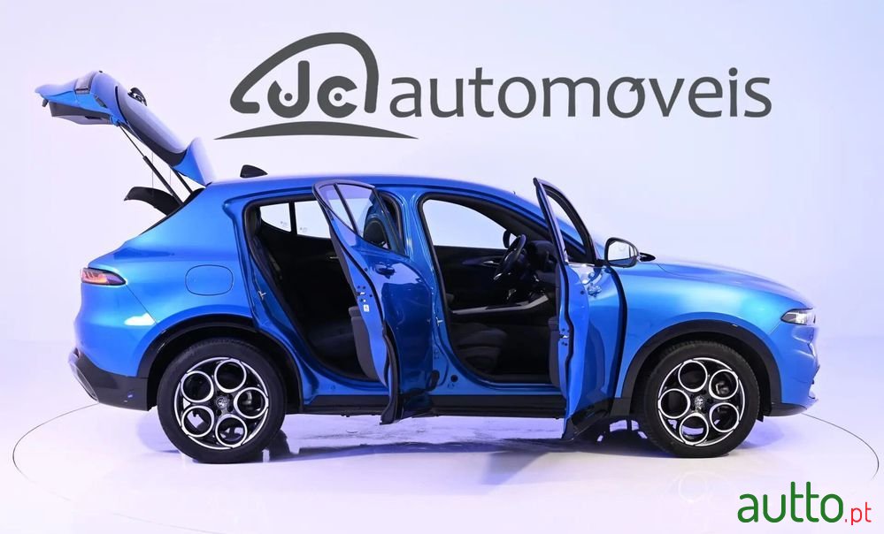 2024' Alfa Romeo Tonale photo #6