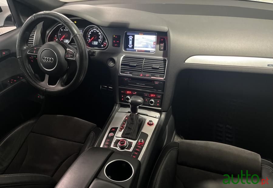 2014' Audi Q7 photo #2