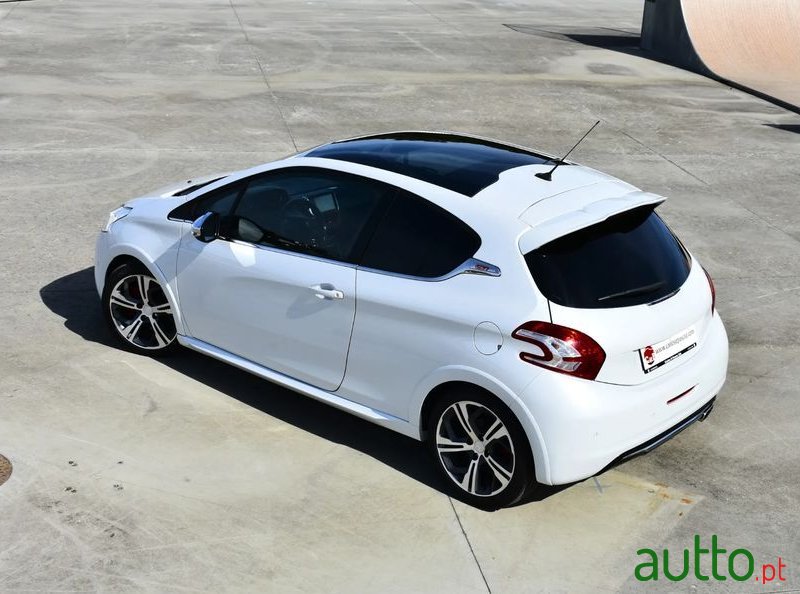 2014' Peugeot 208 1.6 E-Thp Gti photo #1