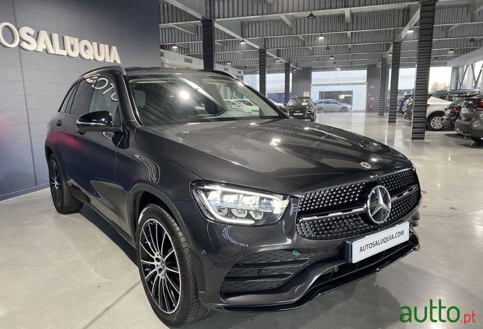 2022' Mercedes-Benz Glc 300 photo #6