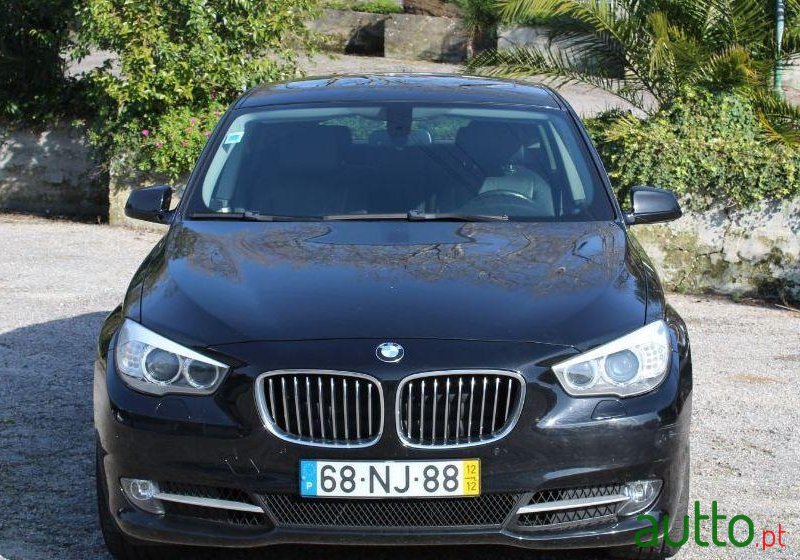 2012' BMW 520D Gran Turismo photo #3