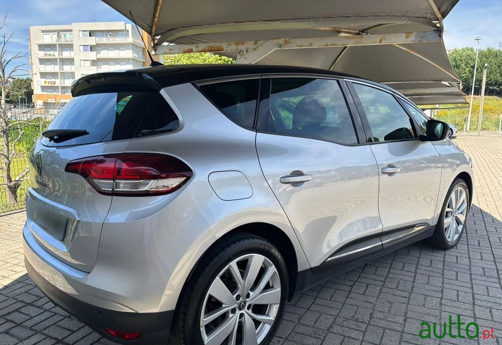 2019' Renault Scenic 1.7 Blue Dci Limited photo #4