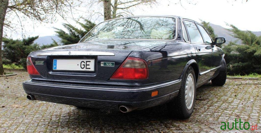 1996' Jaguar XJ6 X300 photo #3