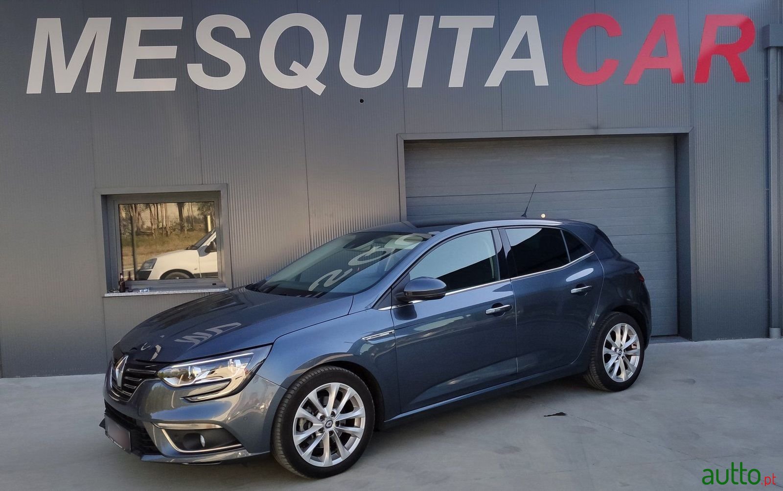 2016' Renault Megane photo #1