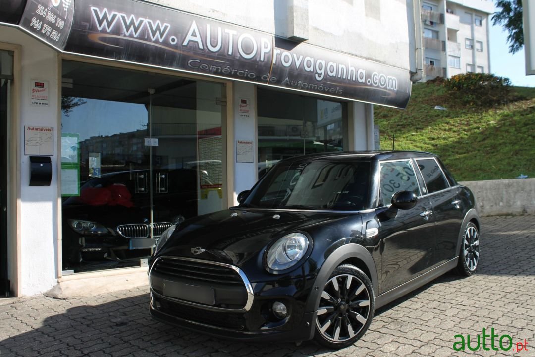 2017' MINI One photo #1