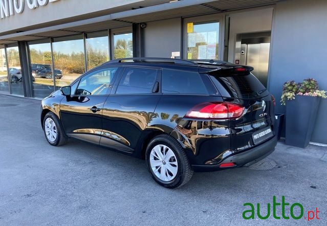 2018' Renault Clio Sport Tourer photo #6