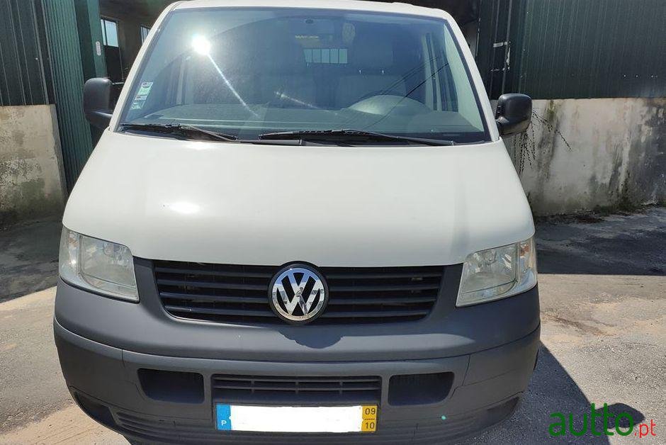 2009' Volkswagen Transporter photo #1