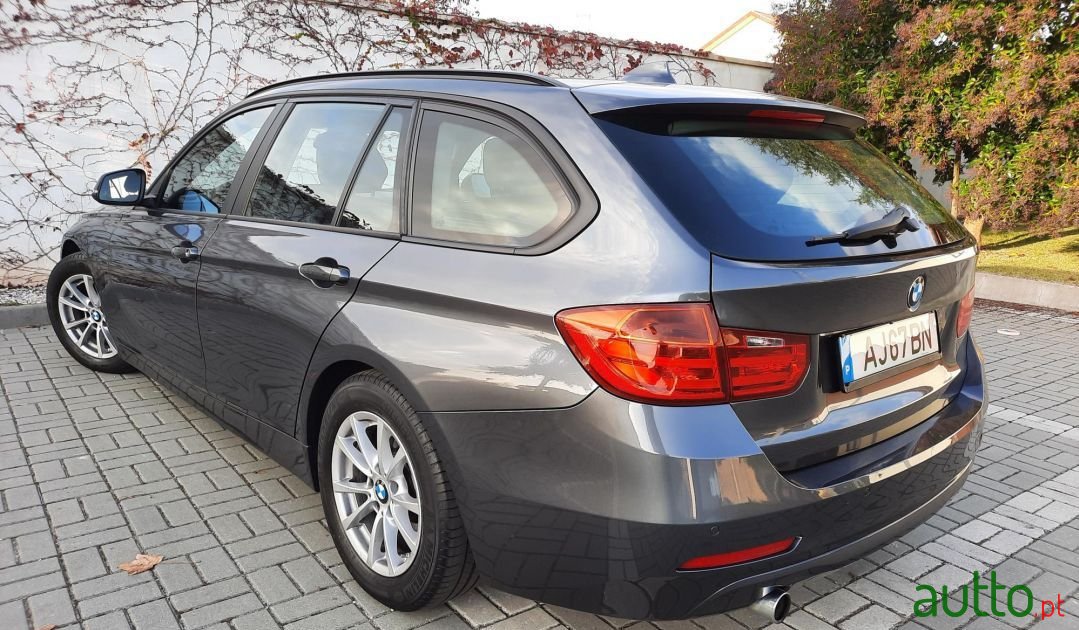 2013' BMW 320 photo #6