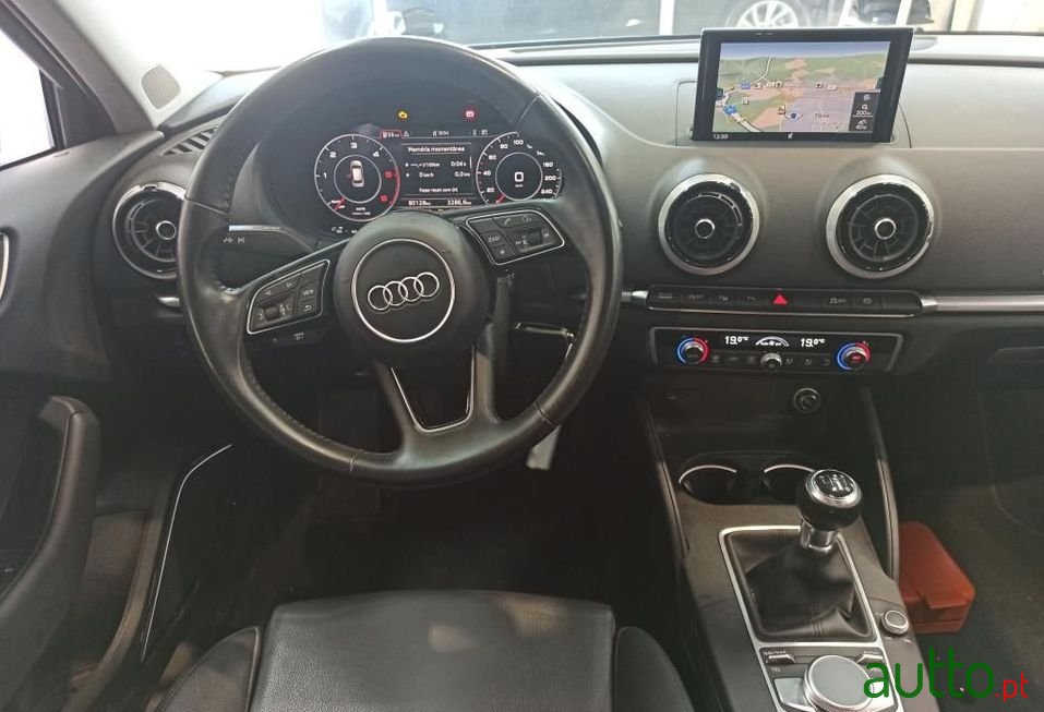 2017' Audi A3 Sportback photo #4