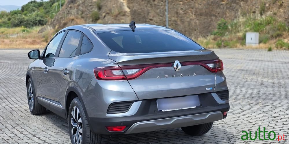 2021' Renault Arkana 1.6 E-Tech Intens photo #4
