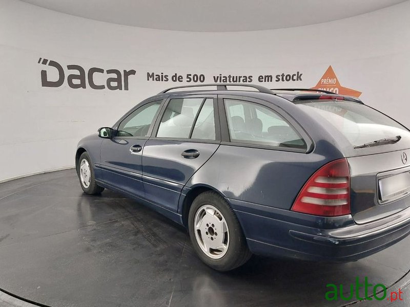 2001' Mercedes-Benz C 200 photo #3