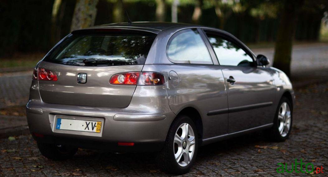 2004' SEAT Ibiza 1.2 12V photo #1