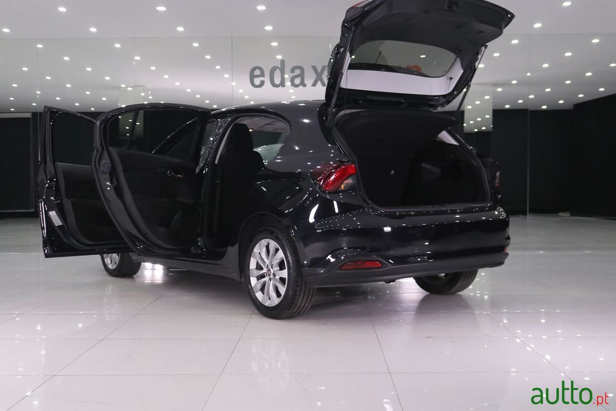 2018' Fiat Tipo photo #5