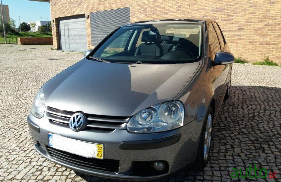 2007' Volkswagen Golf photo #1