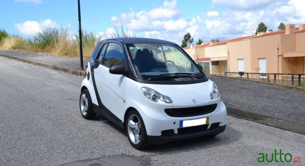 2010' Smart Fortwo photo #2