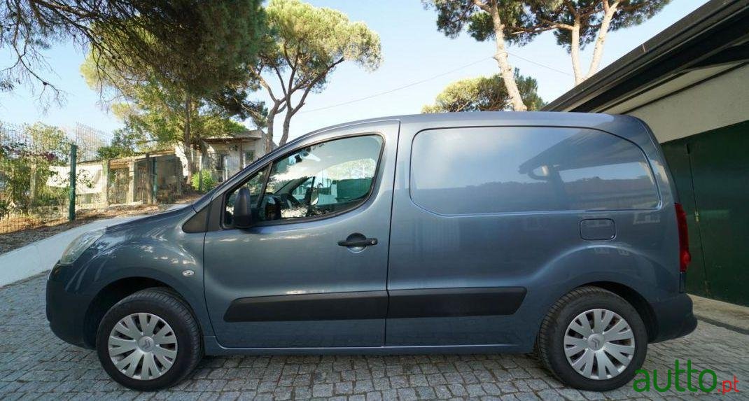 2008' Citroen Berlingo Van photo #2