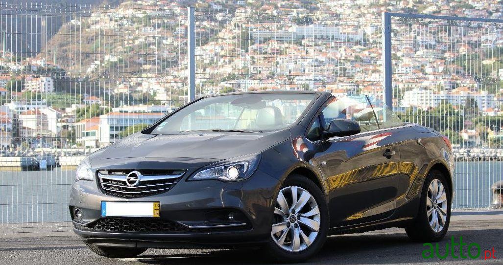 2013' Opel Cascada photo #1
