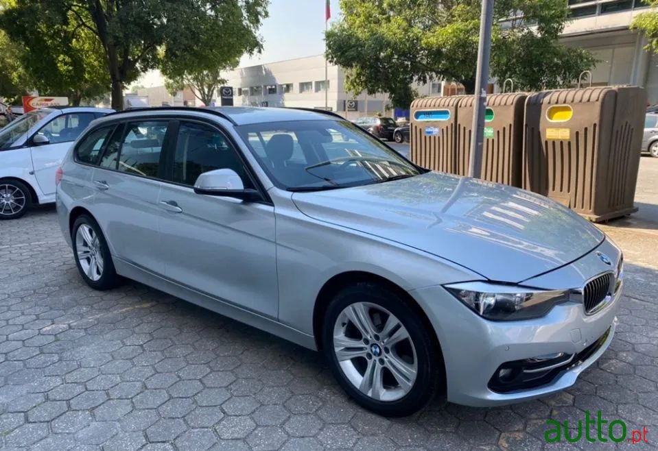 2016' BMW 318 photo #1