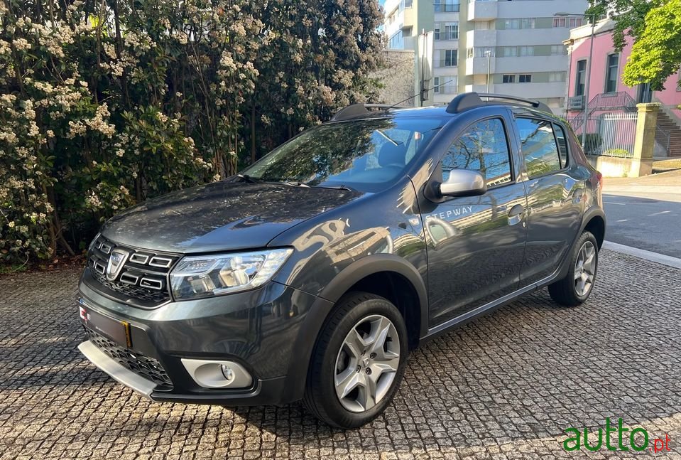 2019' Dacia Sandero photo #1