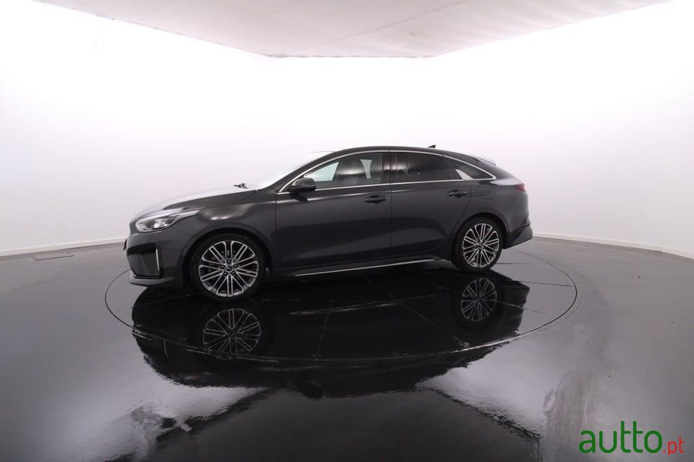 2021' Kia Proceed 1.6 Crdi Gt Line 7Dct photo #2