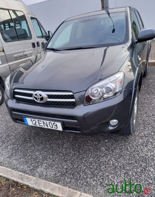 2007' Toyota RAV4 photo #1