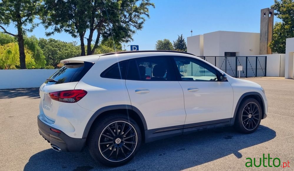 2020' Mercedes-Benz GLA 200 photo #3