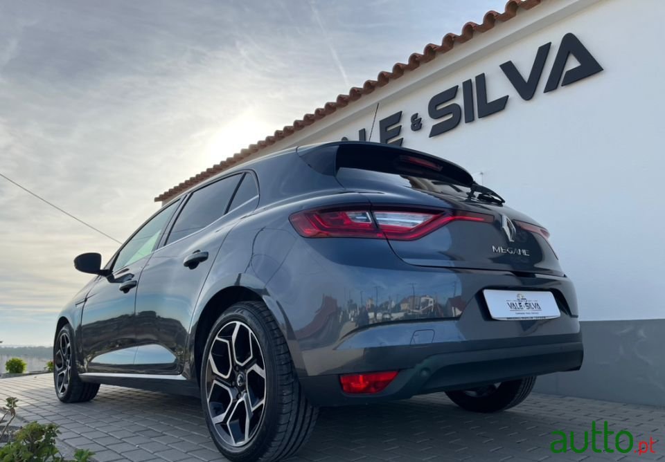 2018' Renault Megane photo #5